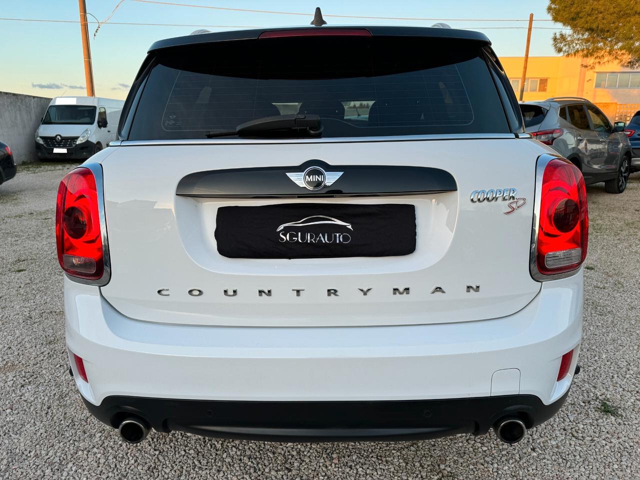 MINI COUNTRYMAN 2.0 190CV SD JCW NAVI XENO LED '17