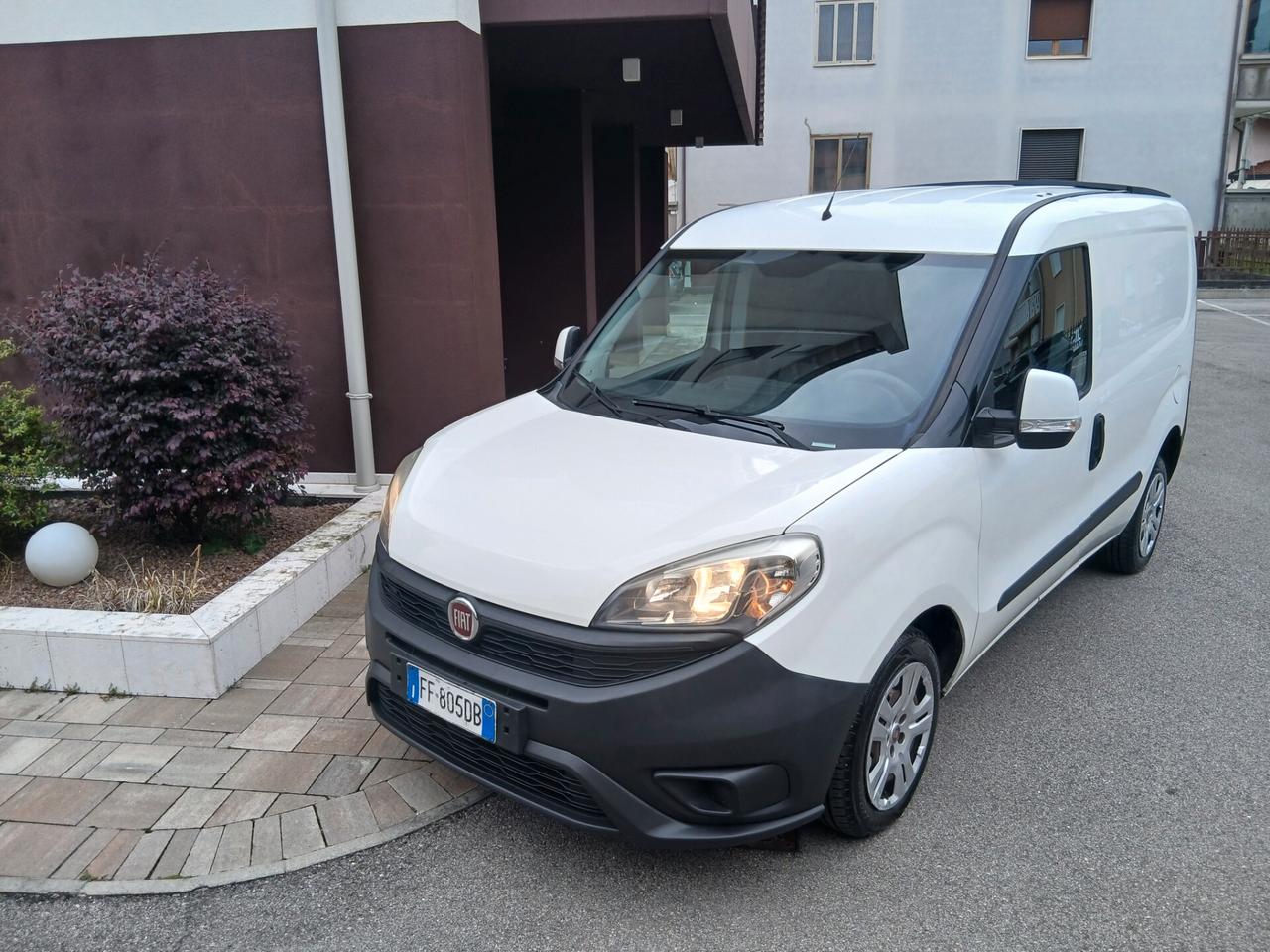 Fiat Doblò 1.3 Mjt 60 cv 2 posti IVA esposta tuo a € 217 mese