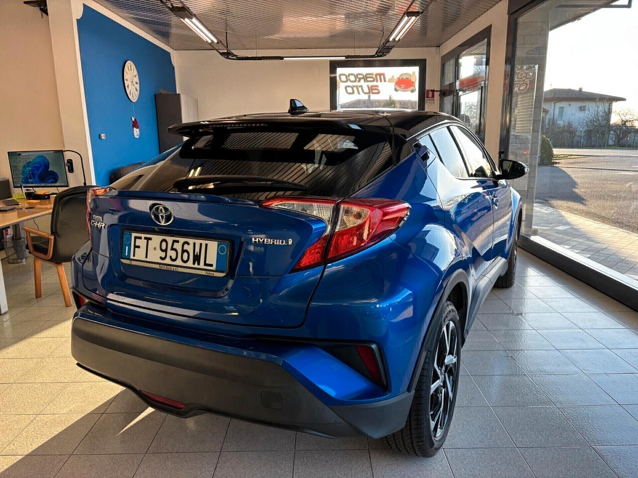 Toyota C-HR 1.8 Ibrida Neopatentati