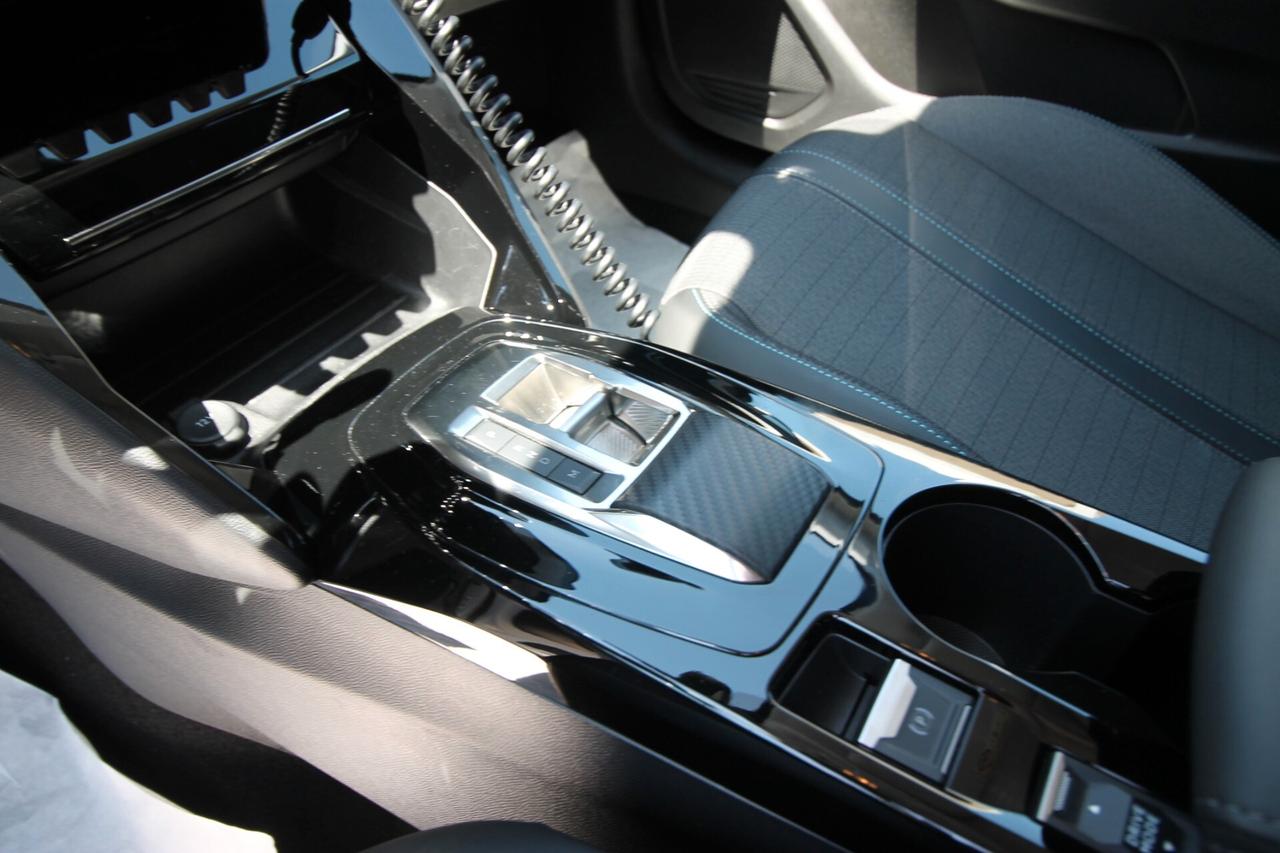 Peugeot 208 5p 100 EAT8 Allure Pack | 2023