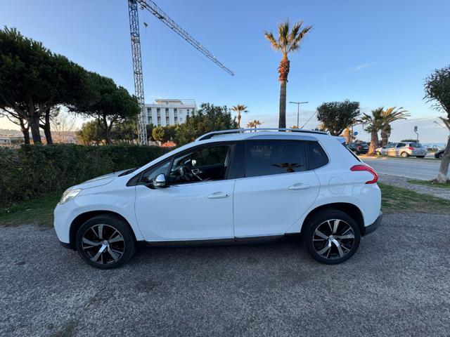 PEUGEOT 2008 BlueHDi 120 S&S Allure