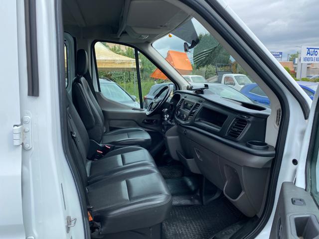 FORD Transit 350 2.0 TDCi MHEV Cas. trilat. dop cabina 7 posti