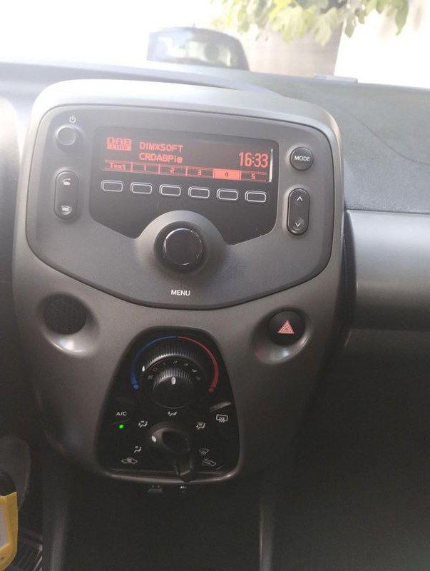 Toyota Aygo Connect 1.0 VVT-i 72 CV 5 porte x-cool MMT