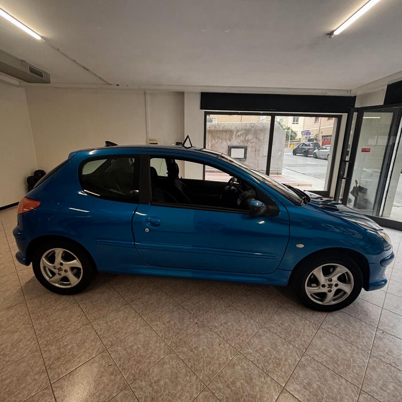 Peugeot 206 1.6 16V 3p. XS