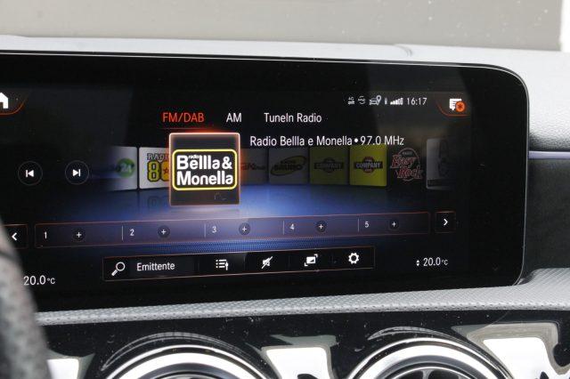 MERCEDES-BENZ A 180 dAutomatic AMGLine Premium Night Edition Uniprop.