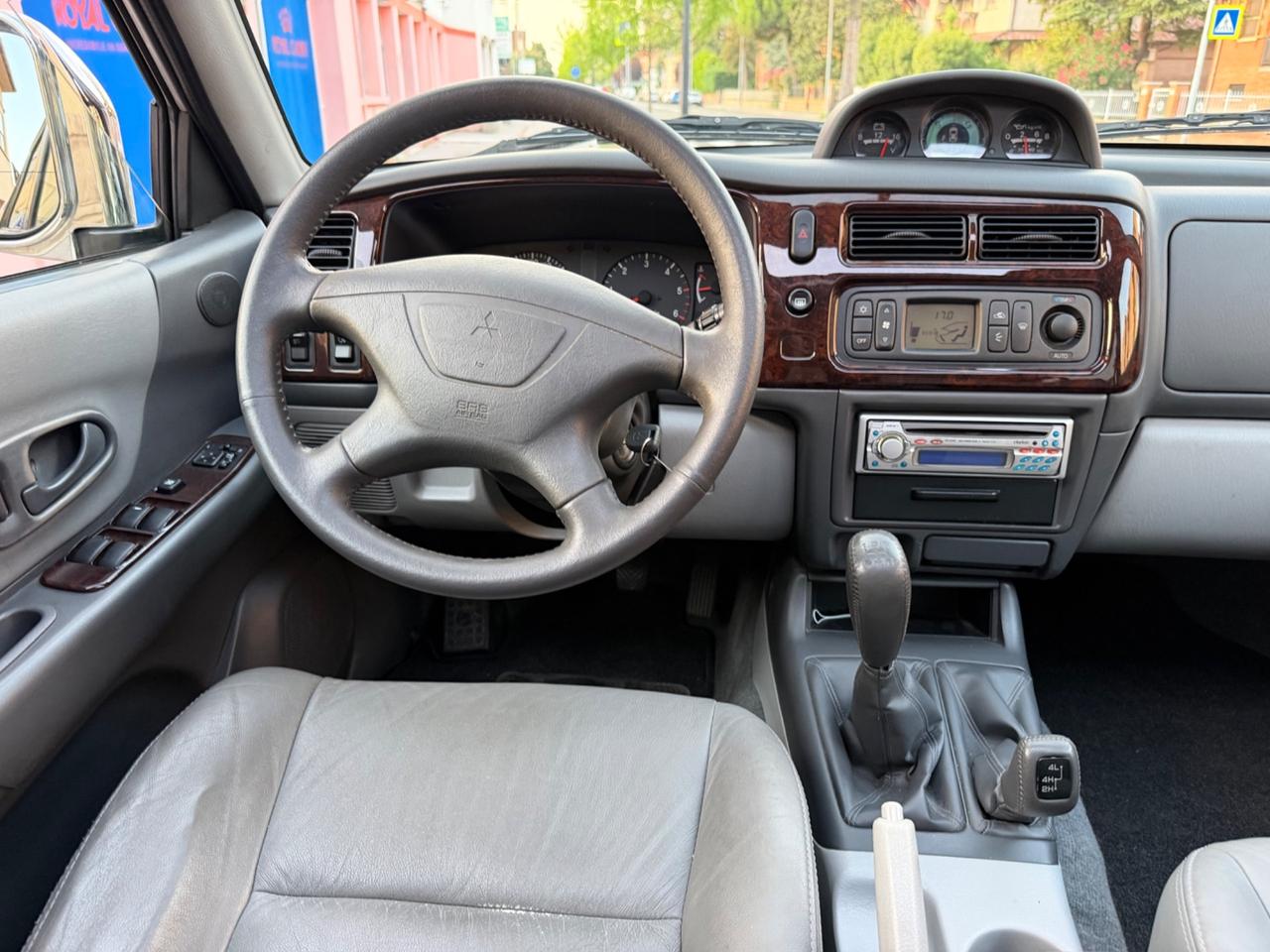 Mitsubishi Pajero Sport 2.5 TDI GLS Target