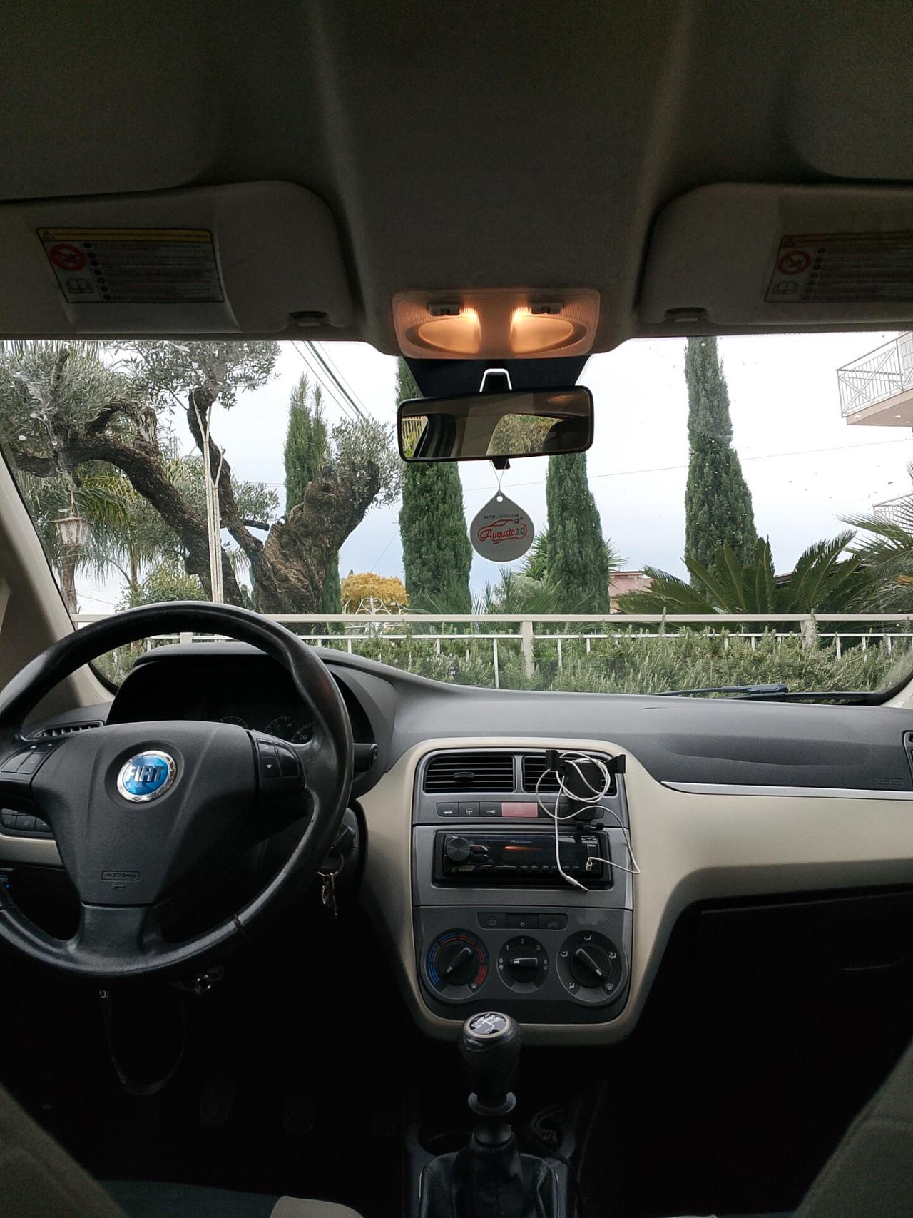 Fiat Grande Punto 1.4 benzina GPL