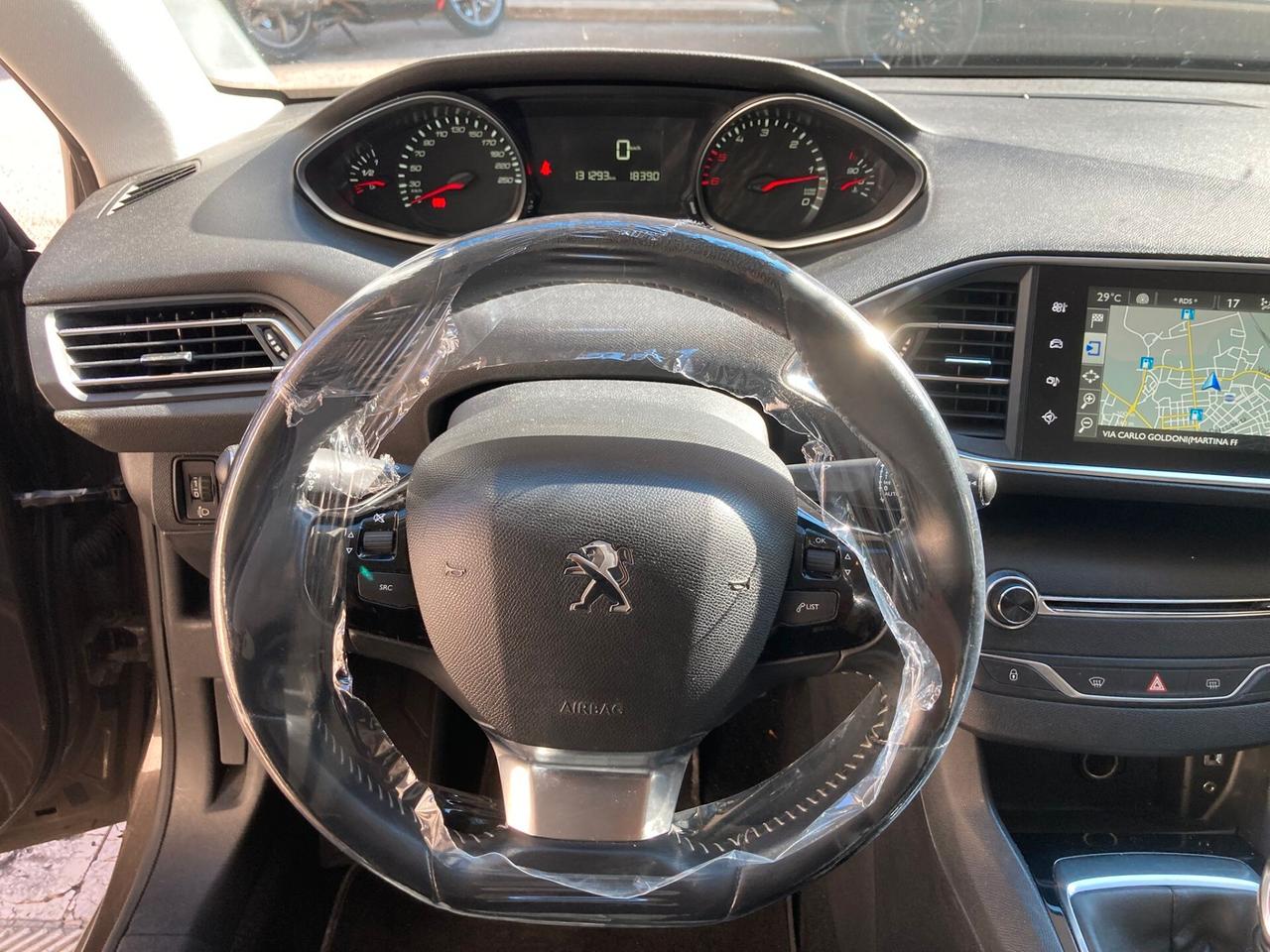 Peugeot 308 1.6 HDi - IDEALE X NEOPATENTATI - 2015
