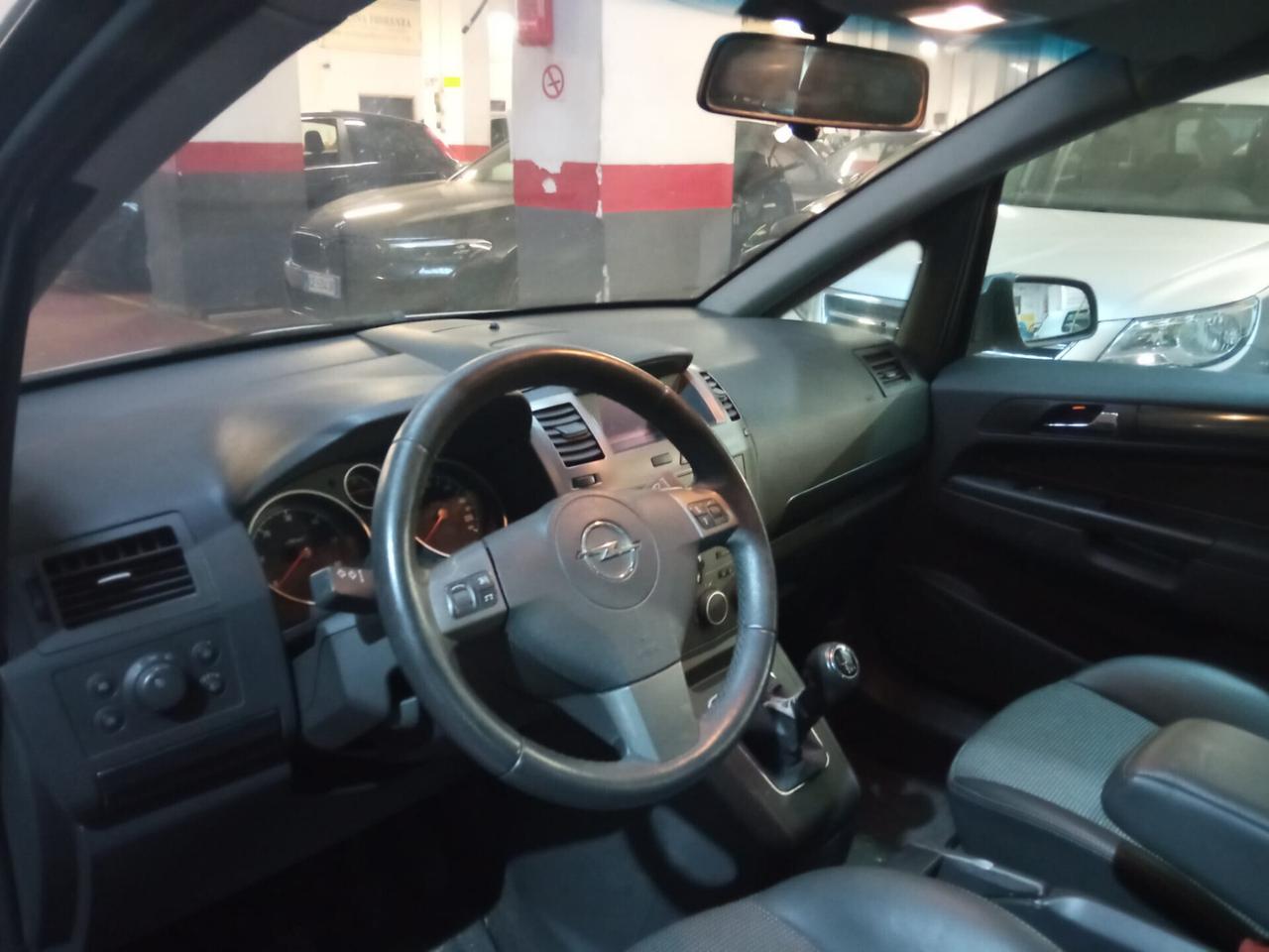 Opel Zafira 1.9 CDTI 120CV Cosmo 7 POSTI