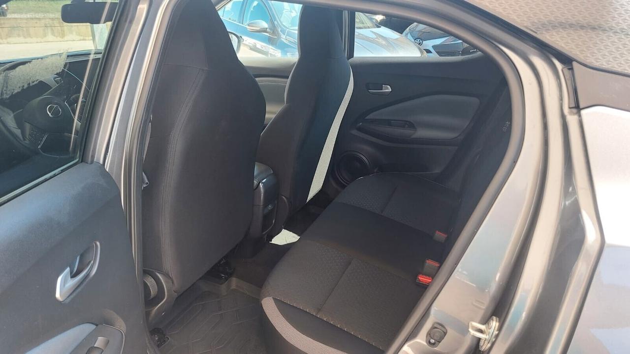 Nissan Juke 1.0 DIG-T 114 CV N-Connecta