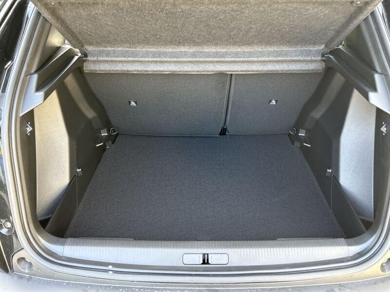 Peugeot 2008 II 2023 1.2 puretech Allure s&s 100cv