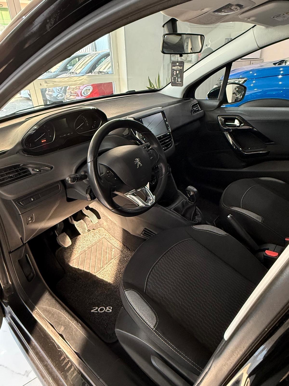 Peugeot 208 BlueHDi 75 5 porte Allure