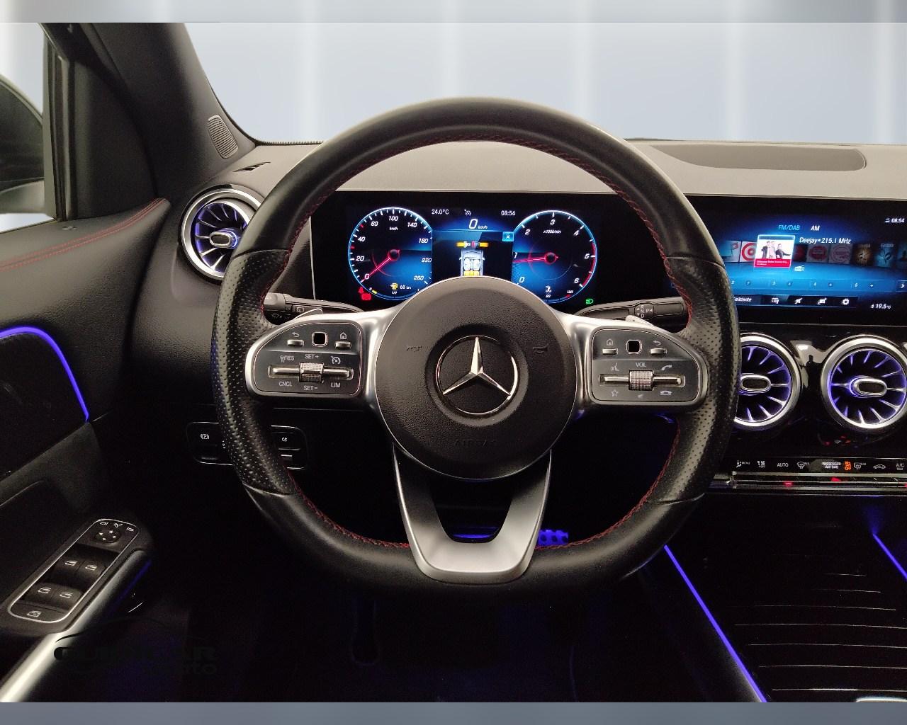 Mercedes-Benz GLA-H247 2020 - GLA 200 d Premium 4matic auto