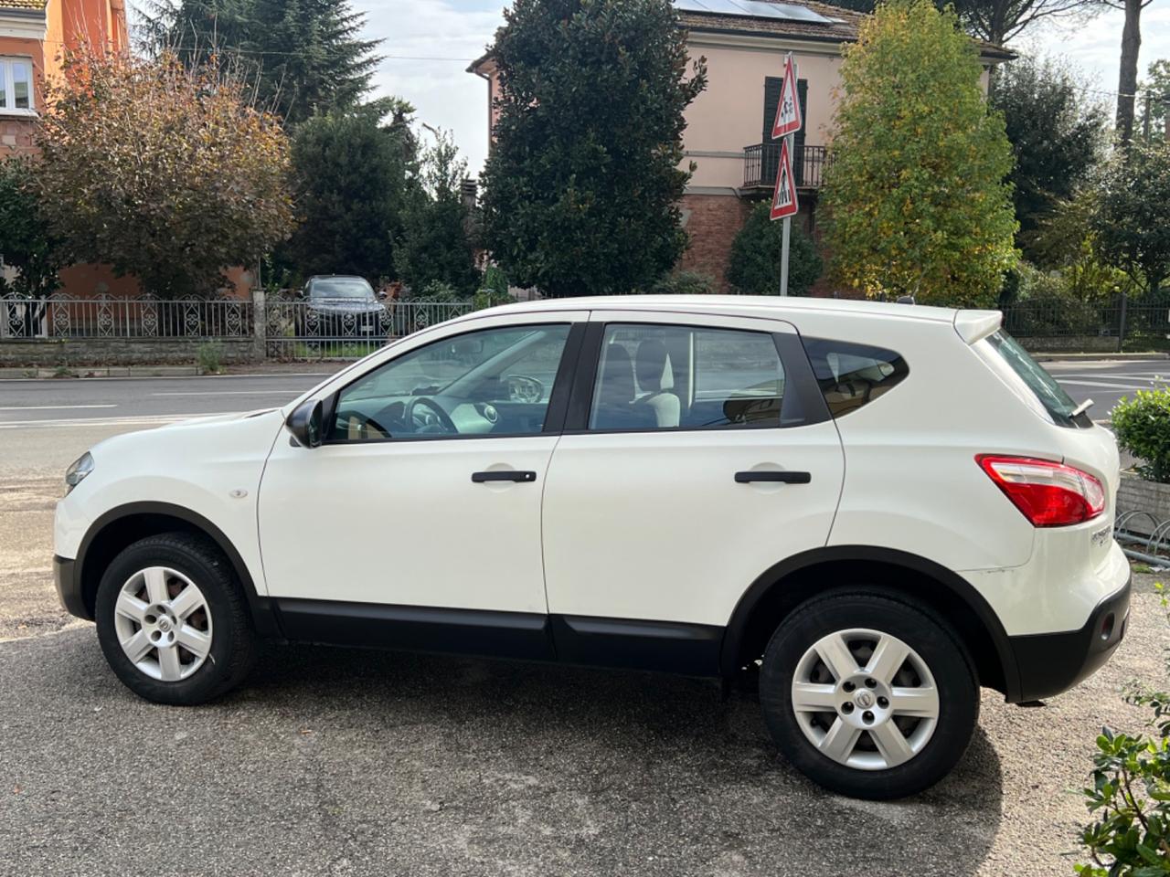 Nissan Qashqai 2.0 dCi DPF Tekna