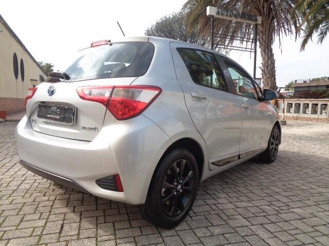 Toyota Yaris 1.5 Hybrid 5 porte Business