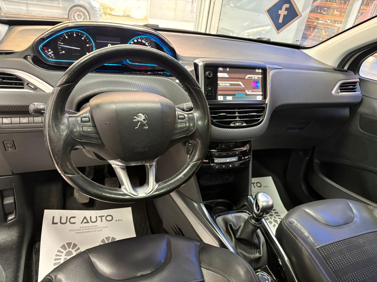 Peugeot 2008 1.6 e-HDi 115 CV Stop&Start Allure