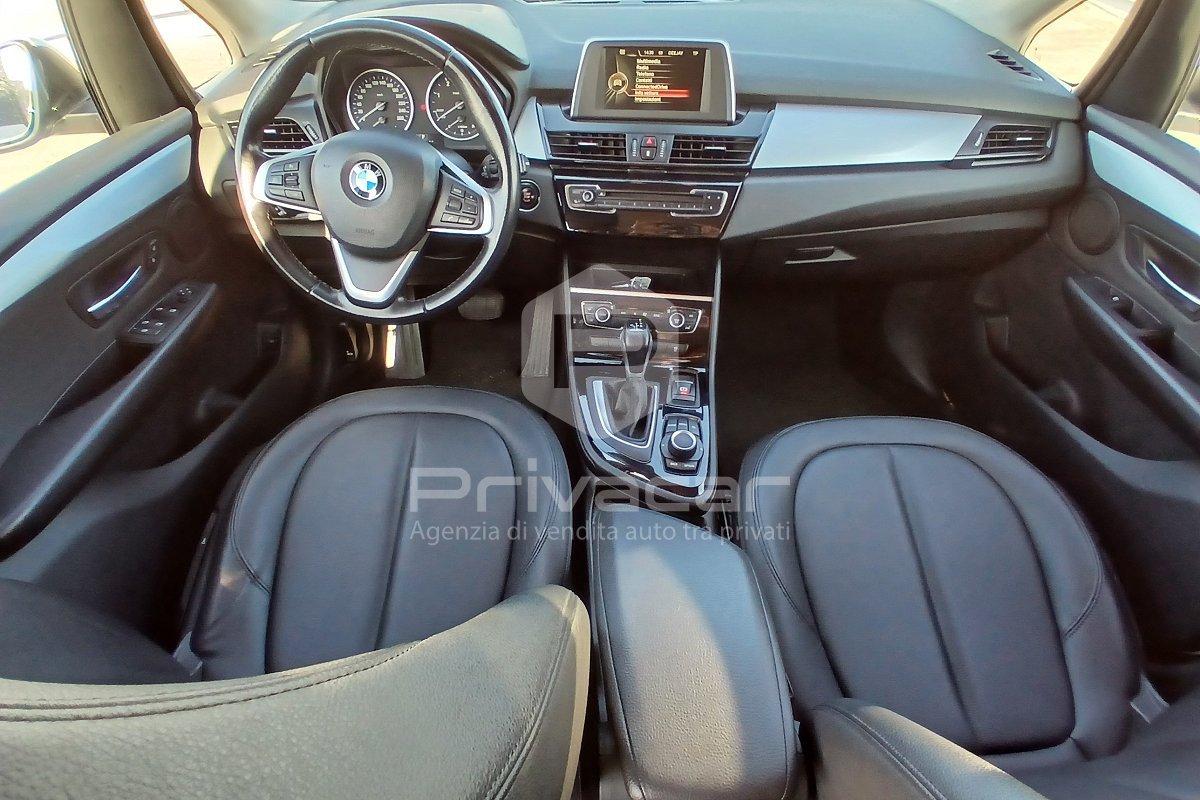 BMW 218d Active Tourer Advantage