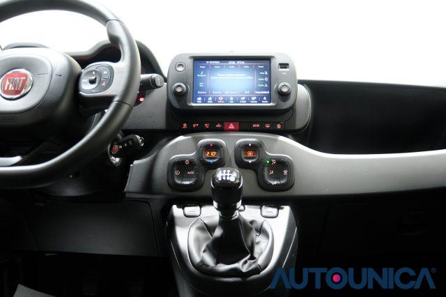 FIAT Panda 1.0 FIREFLY S&S HYBRID CITY CROSS NEOPATENTATI