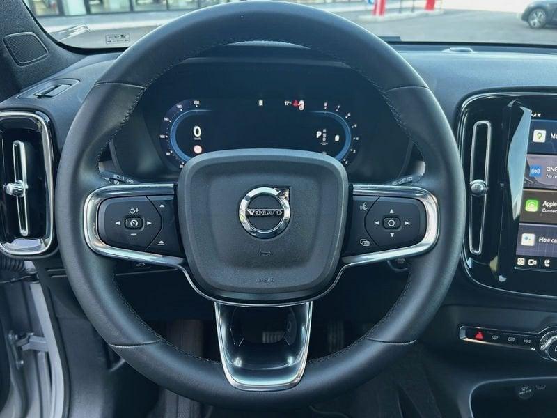 Volvo XC40 B3 163+14 CV Automatico Mild Hybird LED Core