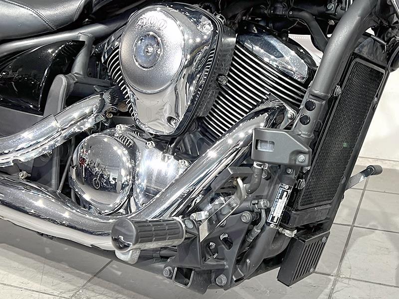 Kawasaki VN 900 Custom