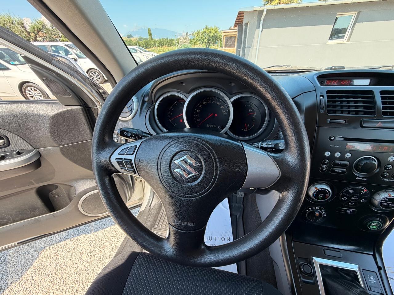 Suzuki Grand Vitara 1.9 DDiS 130 cv 5 porte 225.948 km