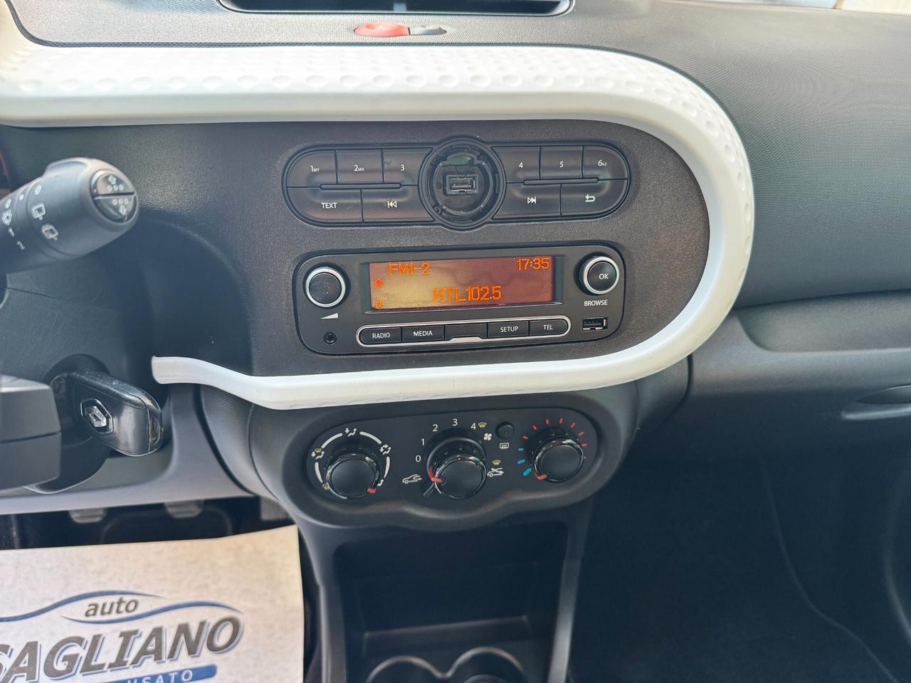 Renault Twingo SCe 65 CV Duel
