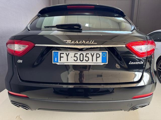 MASERATI Levante V6 Diesel 275 CV AWD Gransport CERCHI 21"