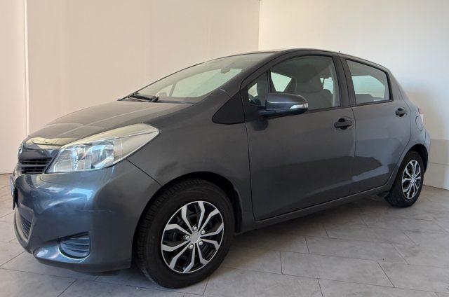 TOYOTA Yaris 1.0 5P Lounge