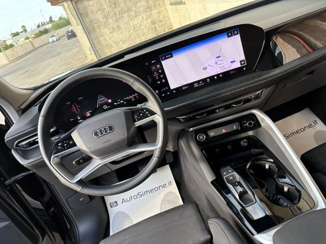 AUDI Q5 2.0 TDI mHEV+ S tronic quattro S line edition.