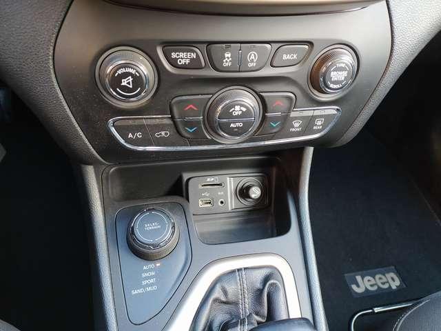 Jeep Cherokee Cherokee V 2.2 mjt Longitude 4wd active 185cv auto