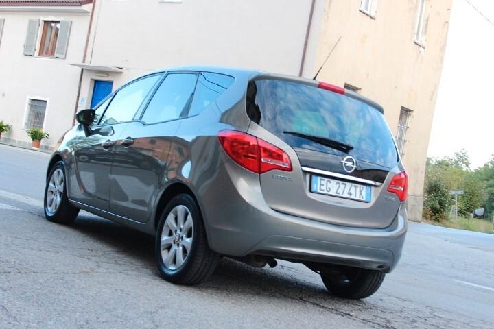 Opel Meriva 1.4 B\GPL 120CV Cosmo DAVVERO STUPENDA EX PENSIONATA