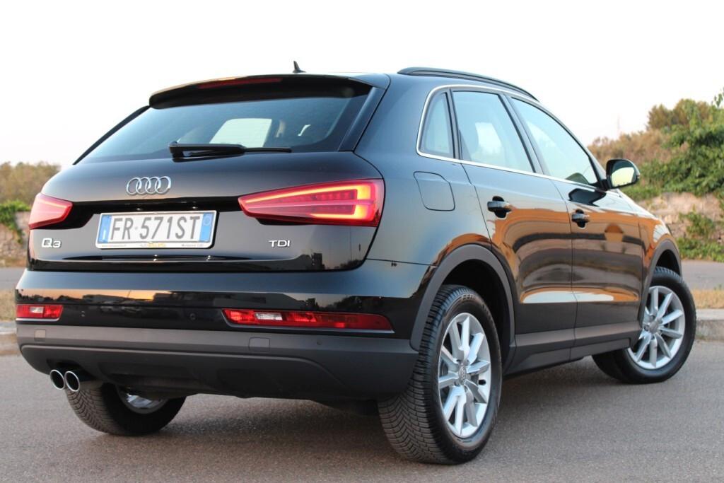 AUDI Q3 2.0 TDI 150 CV s-tronic *LED