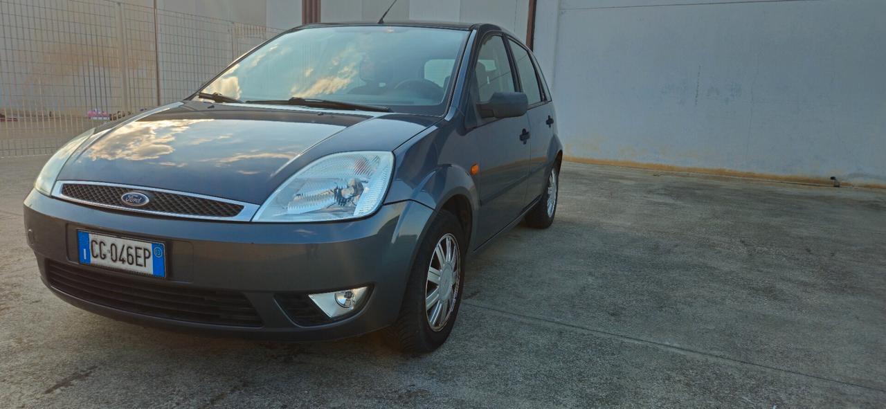 Ford Fiesta 1.4 TDCi NEOPATENTATI