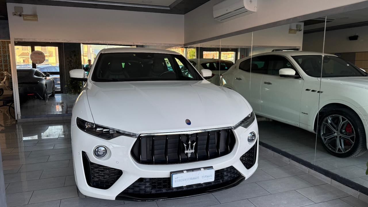 Maserati Levante V6 Gransport