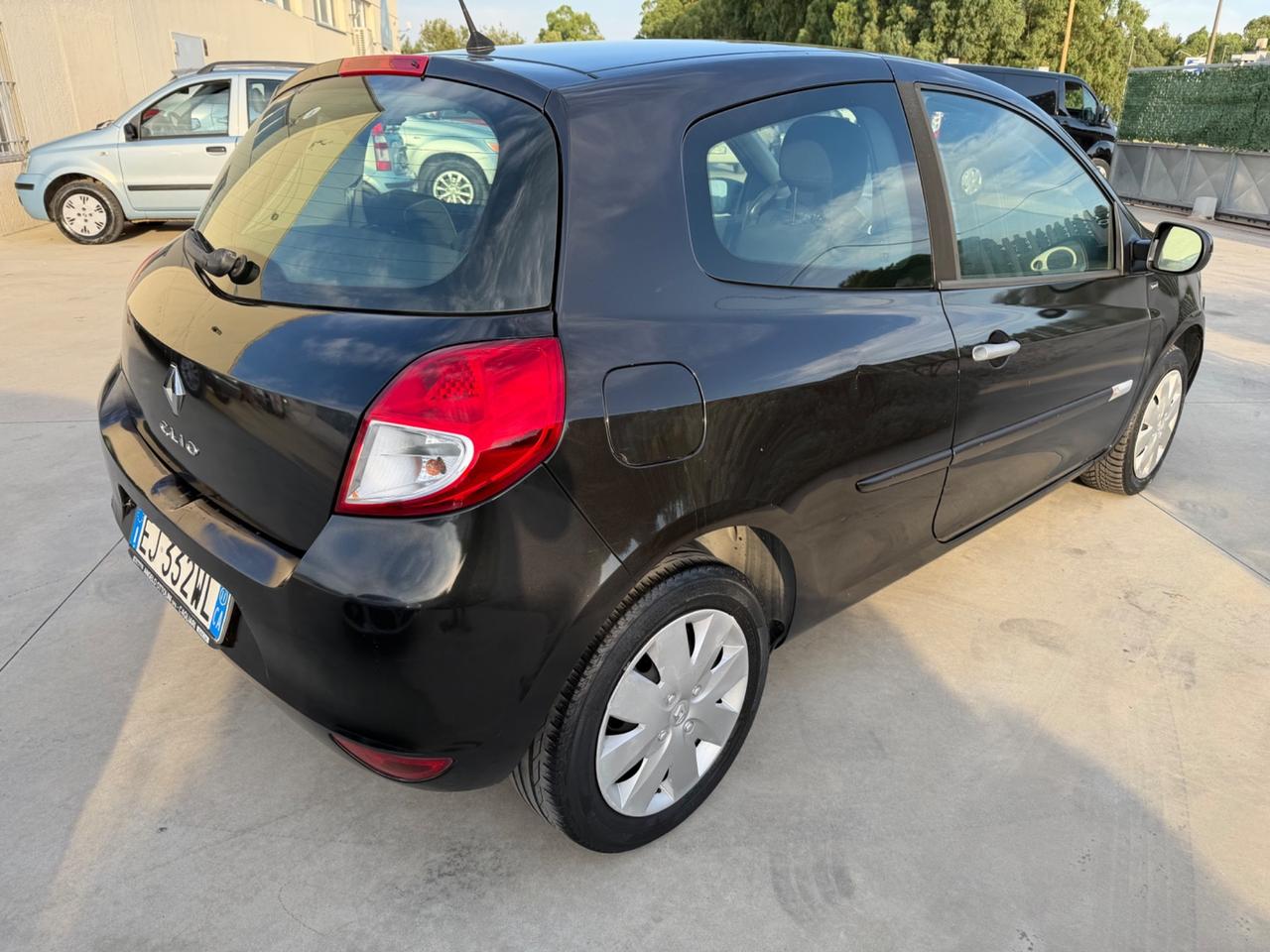 Renault Clio 1.2 benzina 2011