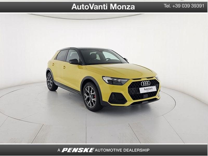 Audi A1 A1 Citycarver 30 1.0 tfsi Identity Contrast 116cv s-tronic