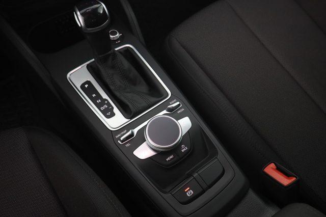 AUDI Q2 Q2 35 TDI S tronic Admired