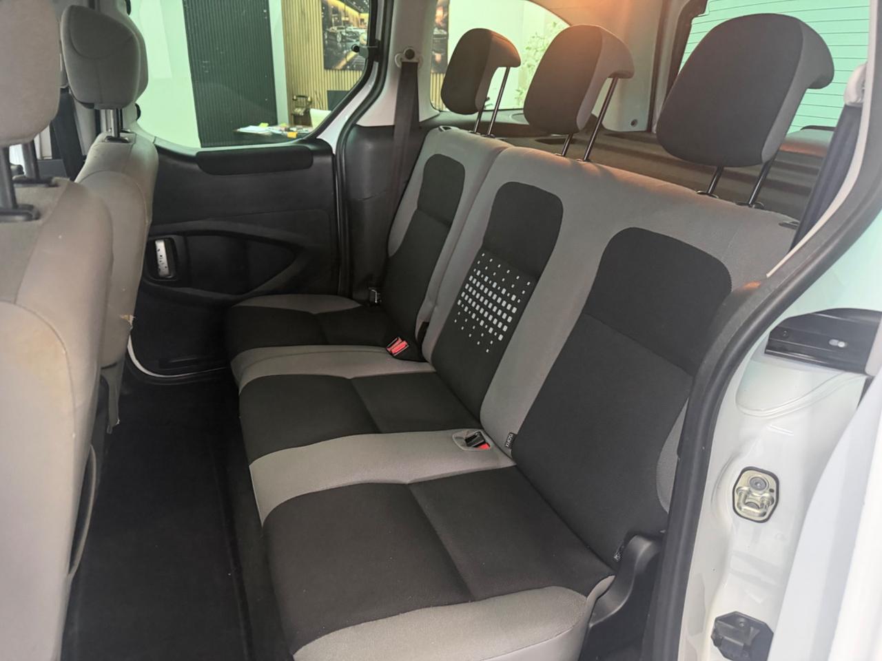 Peugeot Partner Tepee BlueHDi 100 Active