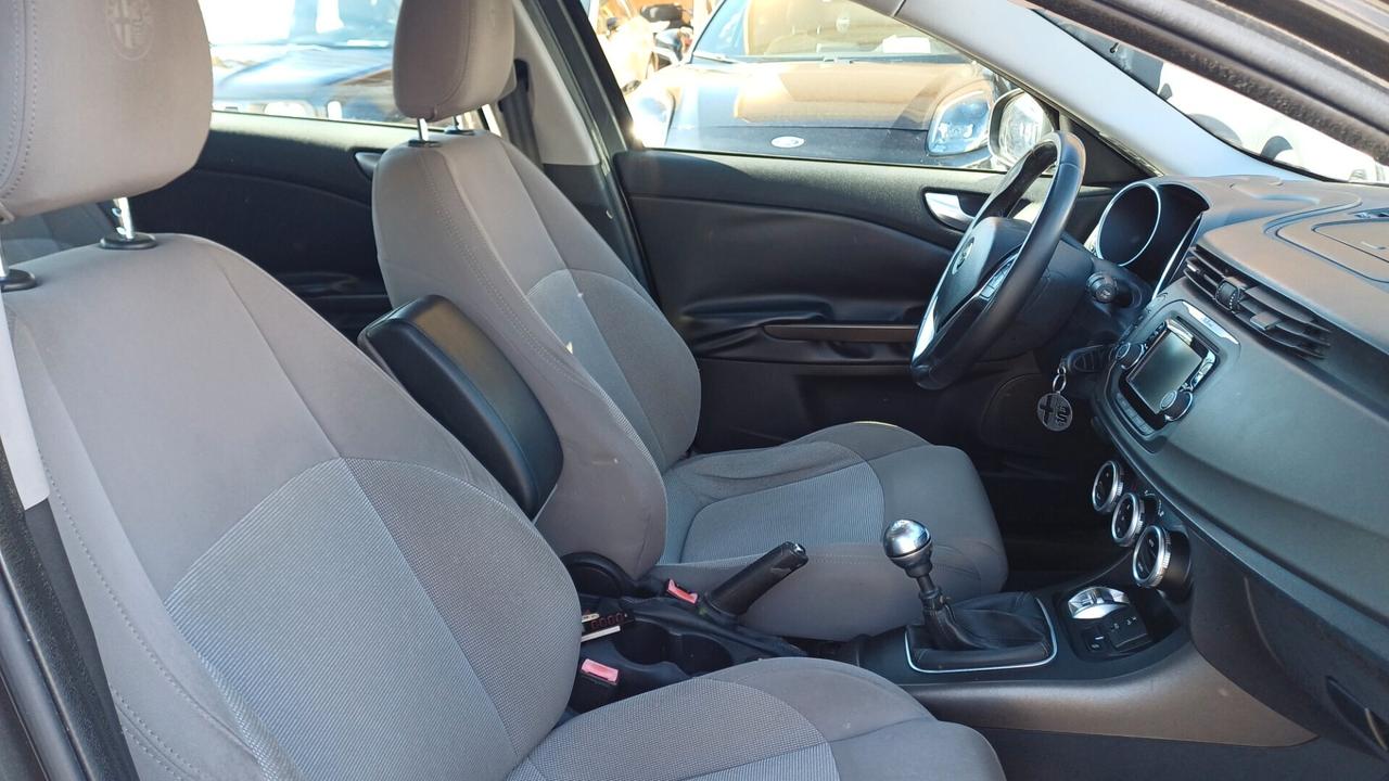 Alfa Romeo Giulietta 1.6 JTDm-2 105 CV Distinctive
