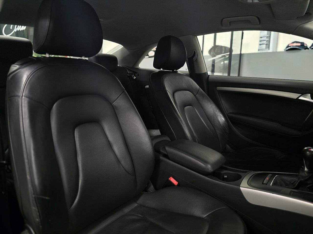 Audi A5 2.0 TFSI 180 CV Ambition