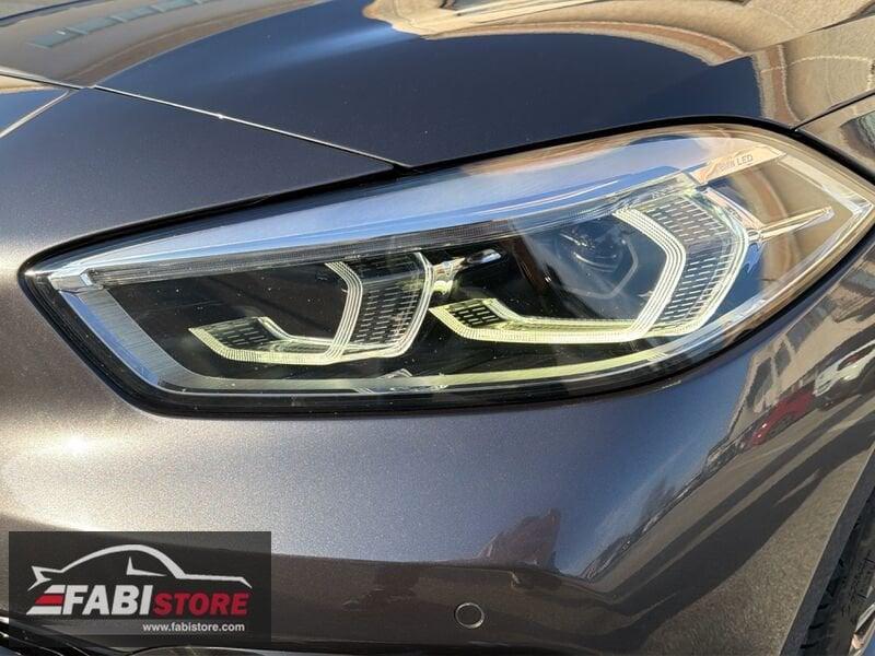 BMW Serie 1 118i Business Advantage Automatic - LED, Navi, Cruise, CarPlay ecc