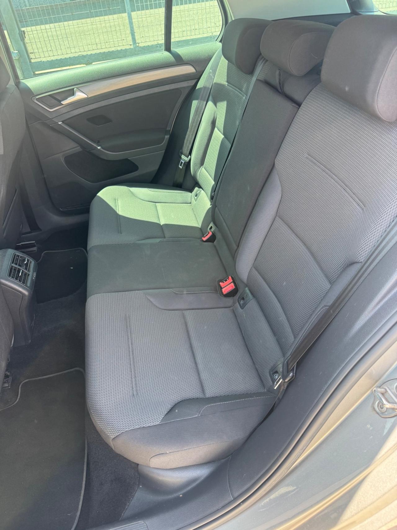 Volkswagen Golf 7 1.2 TSI Comfortline