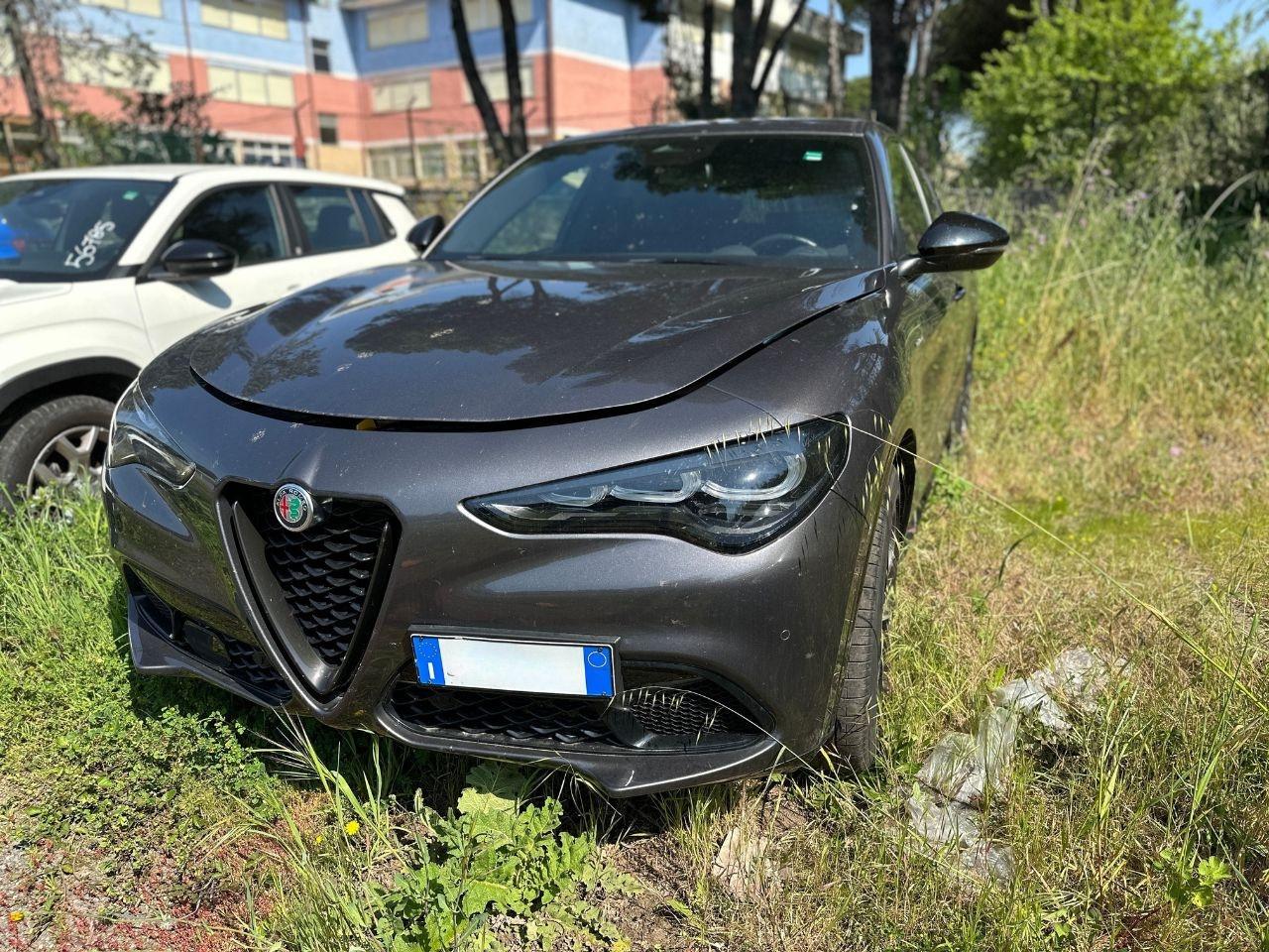 ALFA ROMEO Stelvio 2023 - Stelvio 2.2 t Veloce Q4 210cv auto