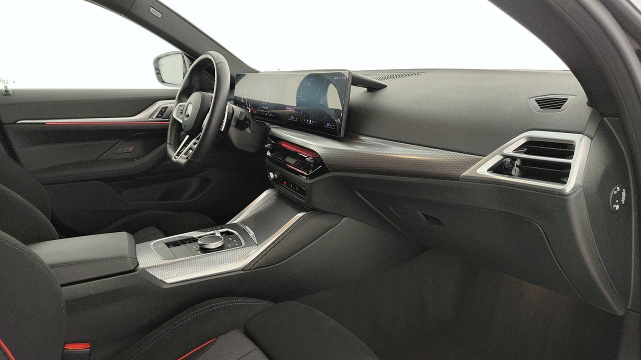 BMW Serie 4 G26 LCI 2024 Gran Coupe - 420d Gran Coupe mhev 48V xdrive MSport Pro auto