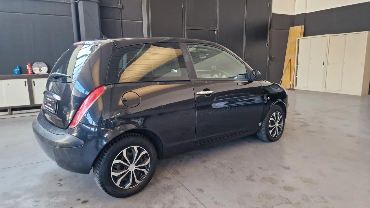 Lancia Ypsilon 1.2