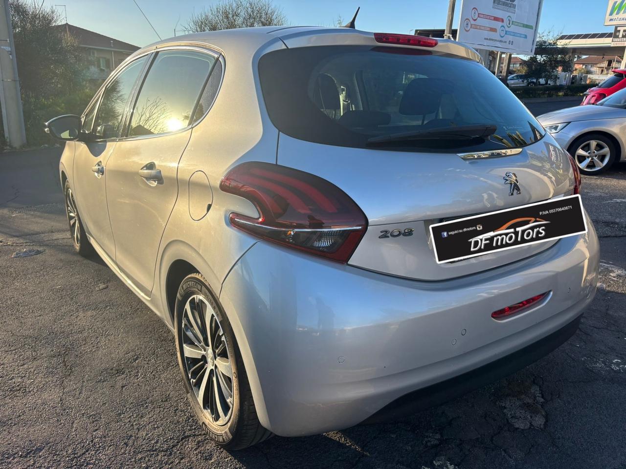 Peugeot 208 PureTech 82 5 porte Allure