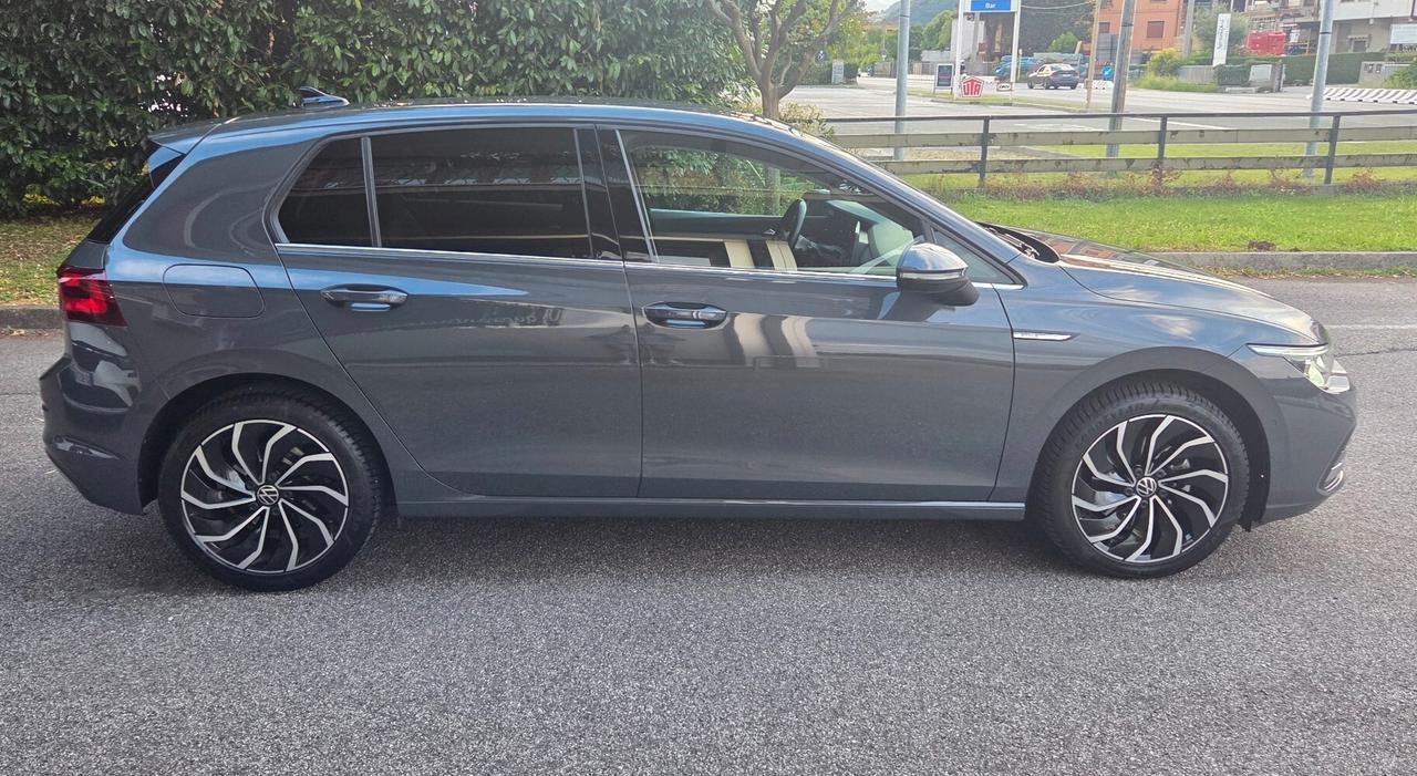Volkswagen Golf 2.0 TDI 150 CV DSG SCR Style