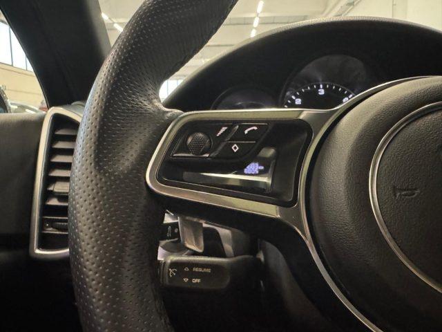 PORSCHE Cayenne 3.0 Diesel //TETTO//SPORT CHRNO//21