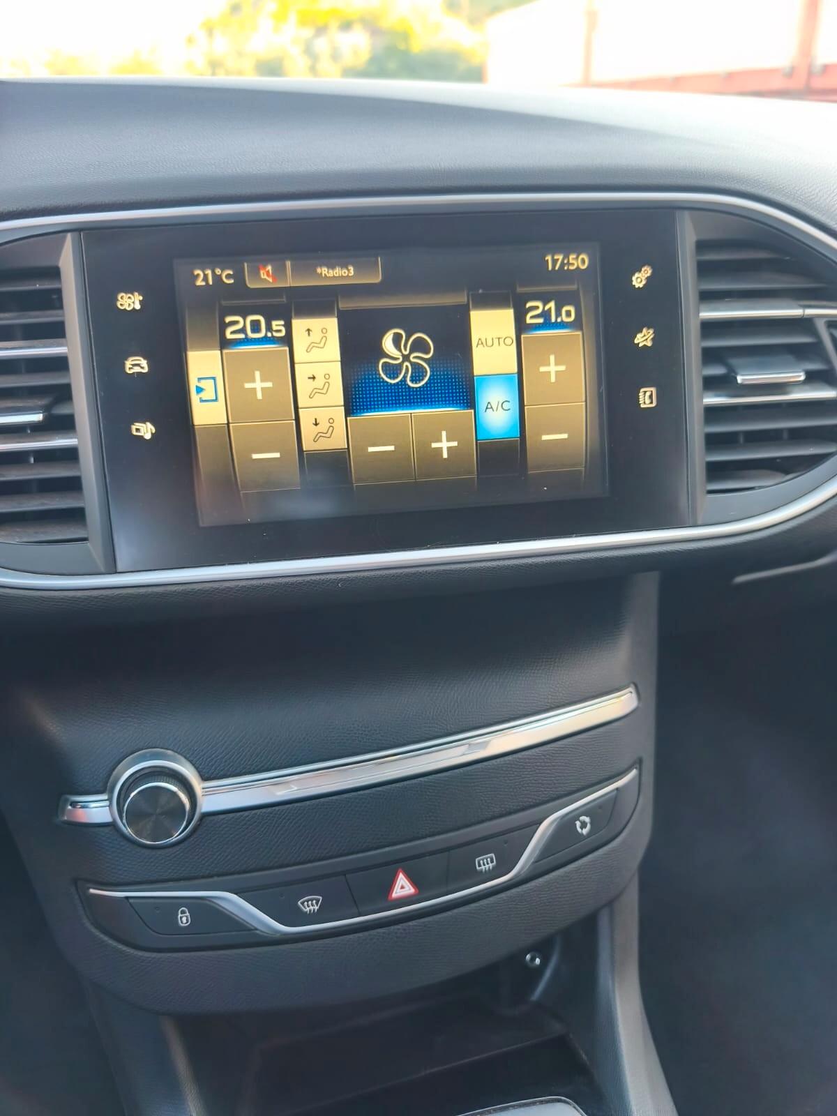 Peugeot 308 Sw 2019---1..6 Diesel