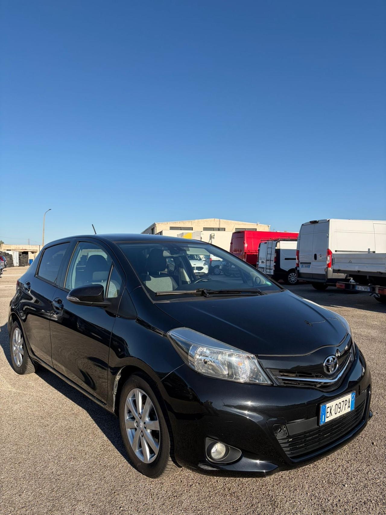 Toyota Yaris 1.4 D-4D 5 porte Lounge M-MT